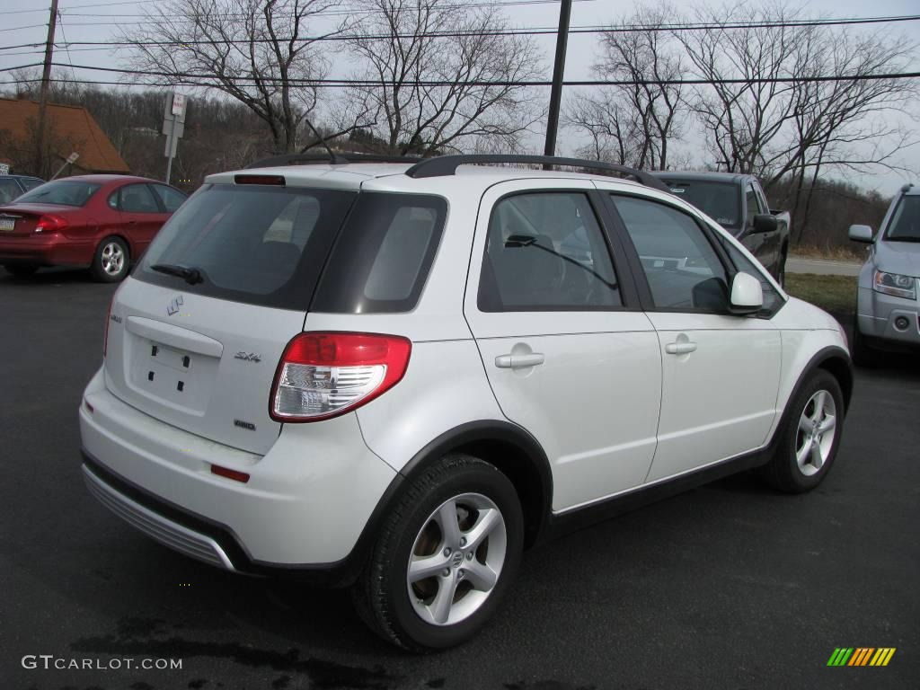 2008 SX4 Crossover AWD - White Water Pearl / Black photo #3