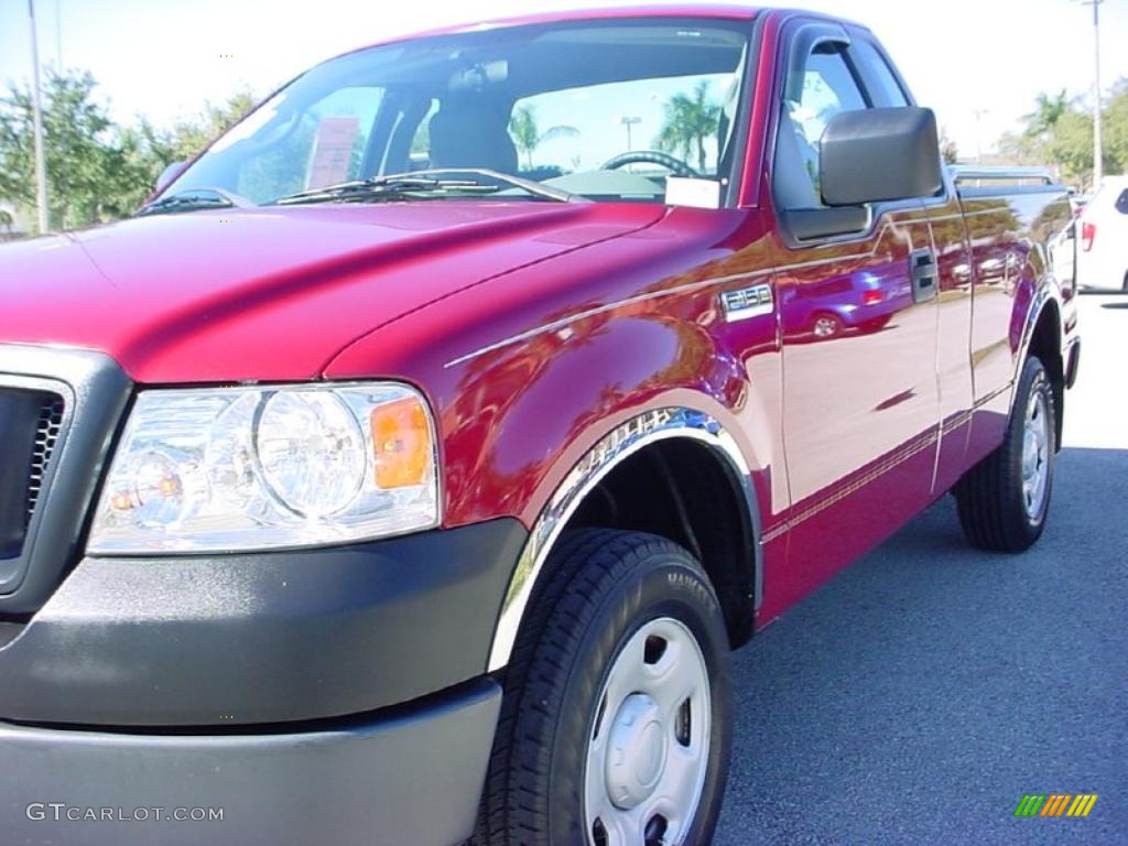 2007 F150 XL Regular Cab - Redfire Metallic / Medium Flint photo #13