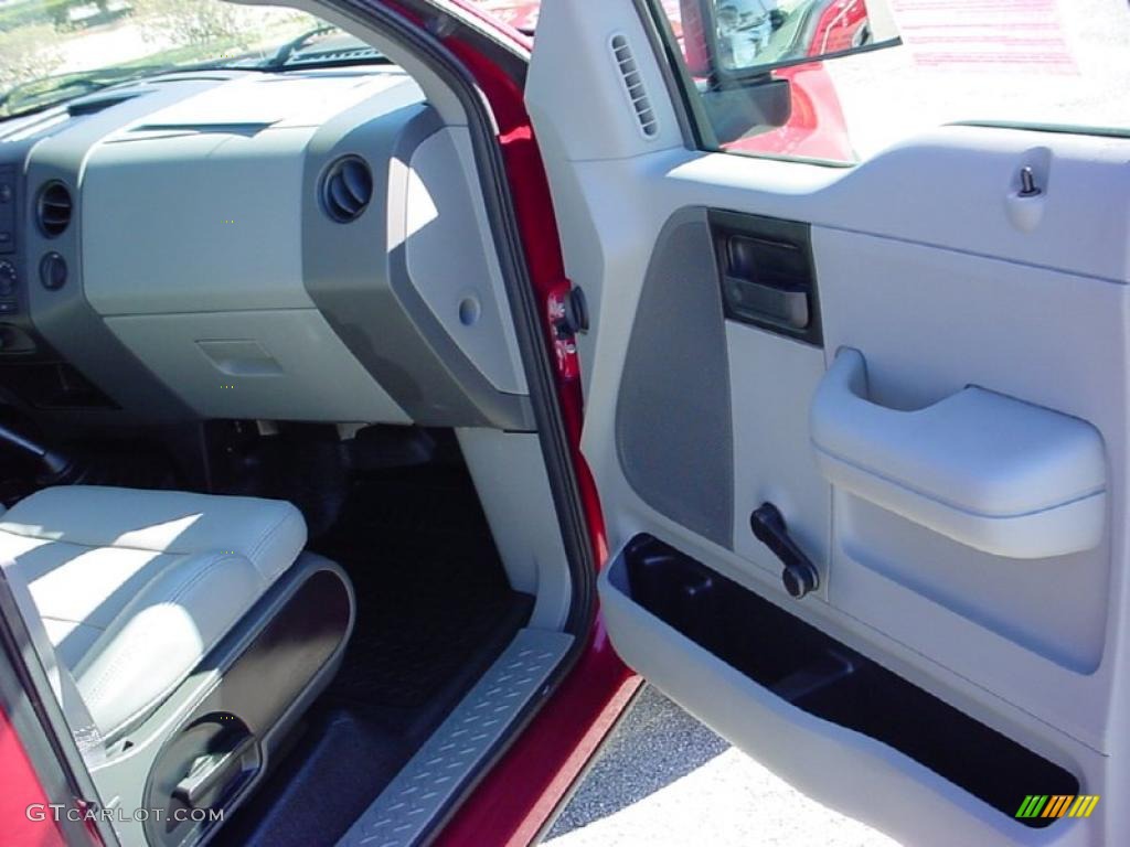 2007 F150 XL Regular Cab - Redfire Metallic / Medium Flint photo #20