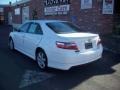 Super White - Camry SE Photo No. 3