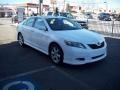 Super White - Camry SE Photo No. 7