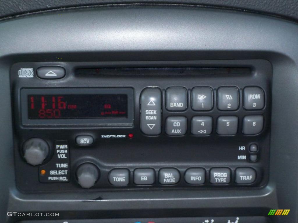 2004 Pontiac Aztek Standard Aztek Model Controls Photo #42161624
