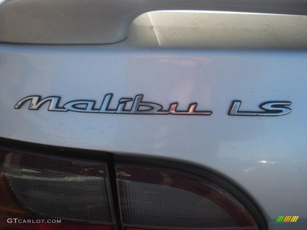 2002 Chevrolet Malibu LS Sedan Marks and Logos Photo #42162924