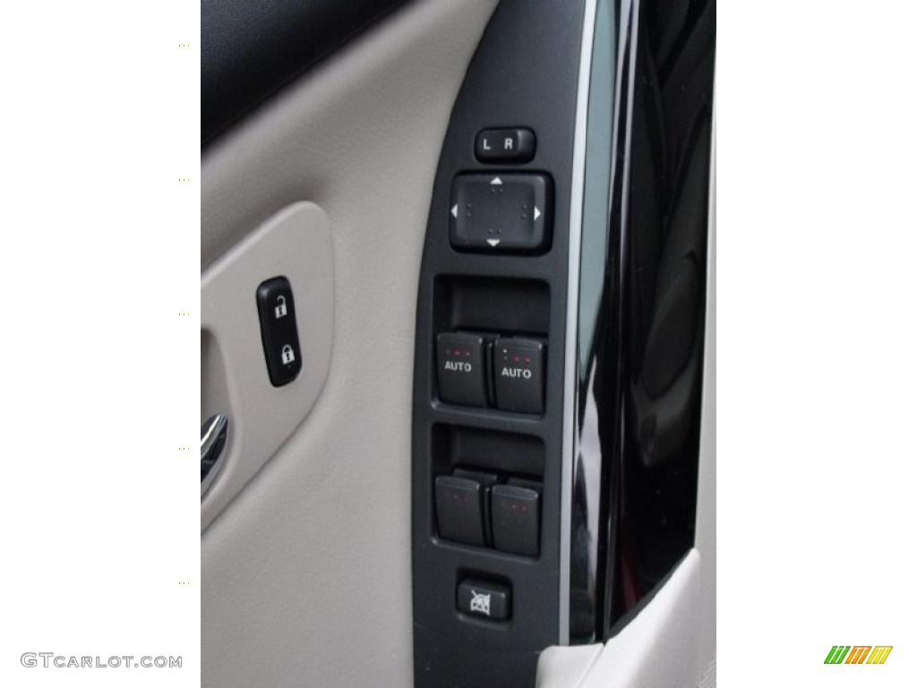 2010 Mazda CX-9 Touring AWD Controls Photo #42163284