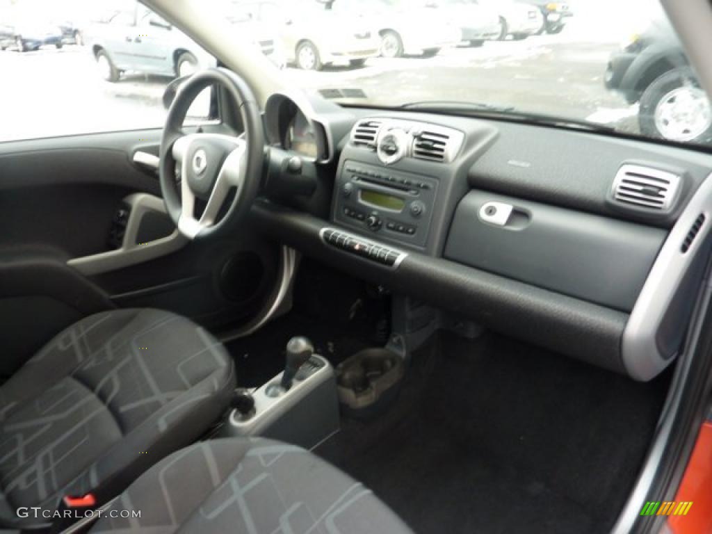 2008 Smart fortwo passion coupe Design Black Dashboard Photo #42164384