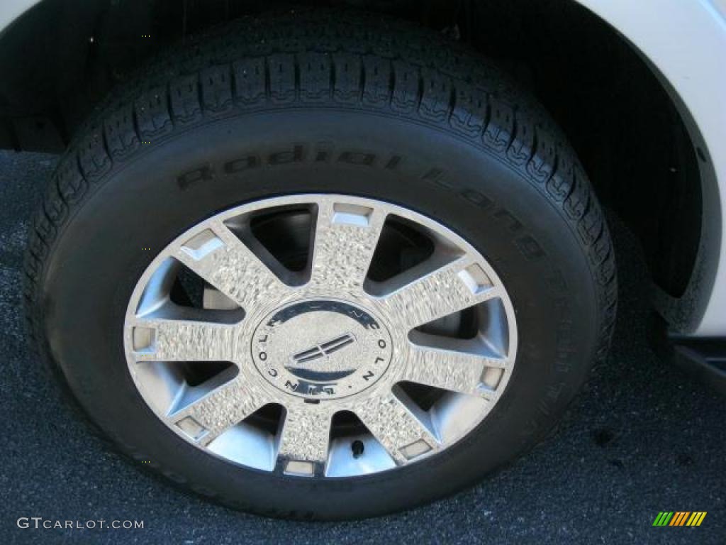 2006 Lincoln Mark LT SuperCrew Wheel Photo #42167456