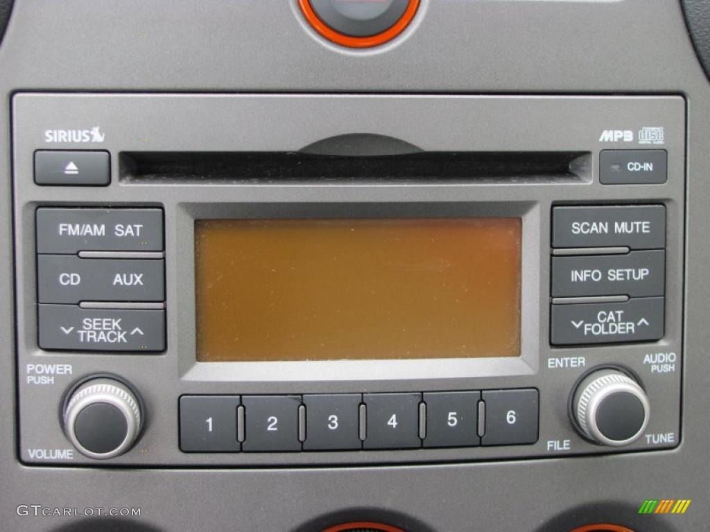 2010 Kia Rondo LX Controls Photo #42173396