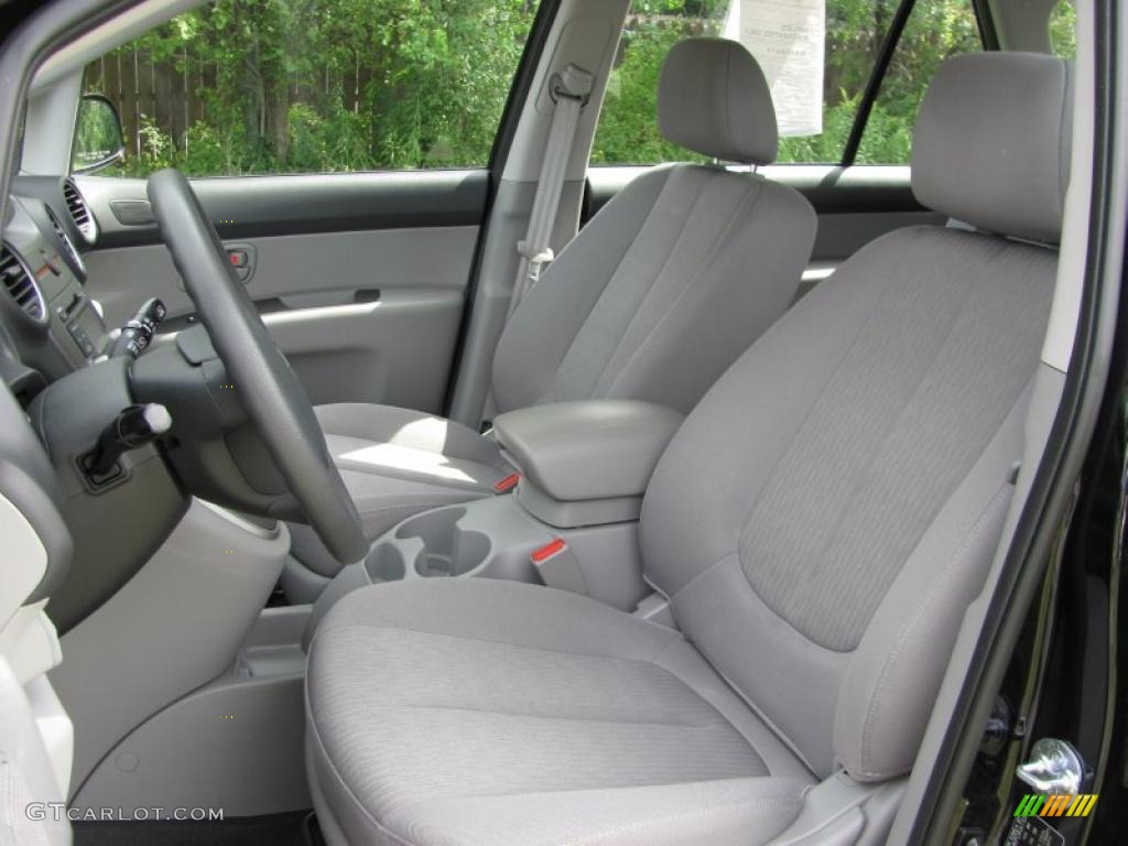 Gray Interior 2010 Kia Rondo LX Photo #42173632