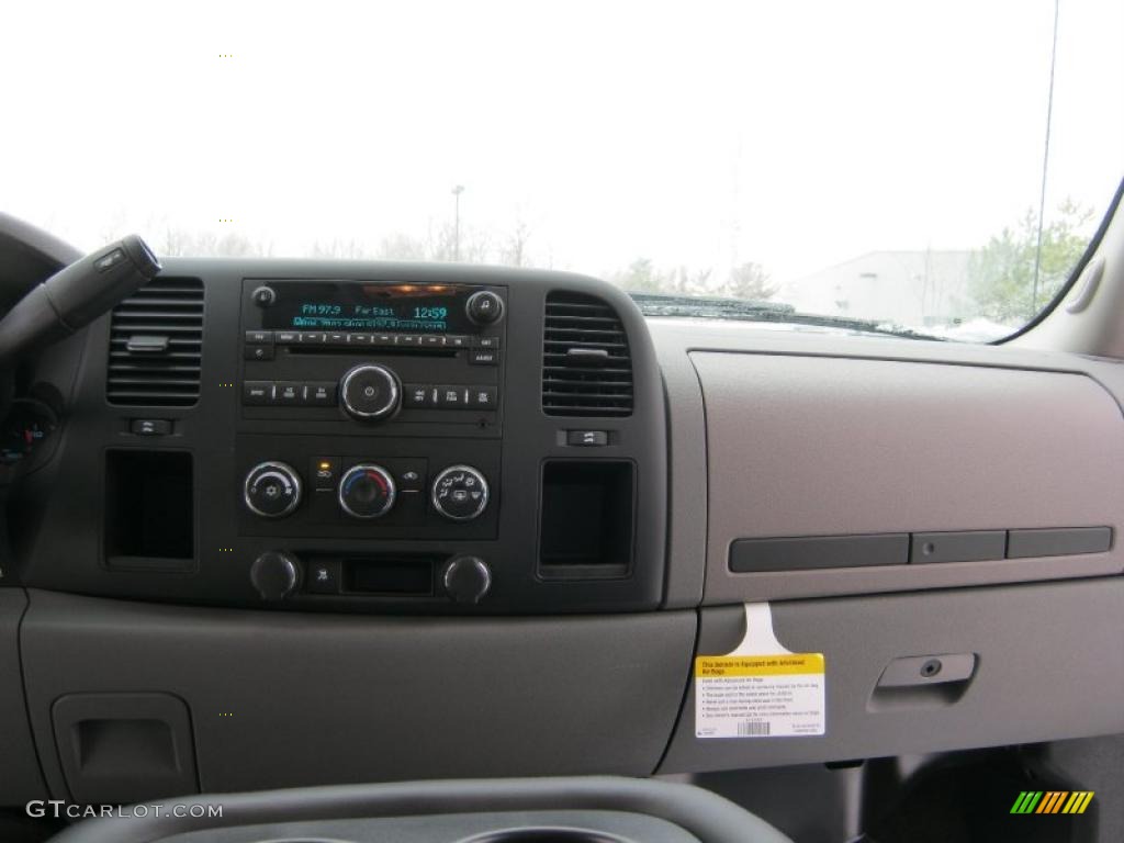 2009 Silverado 1500 LS Extended Cab 4x4 - Blue Granite Metallic / Dark Titanium photo #18