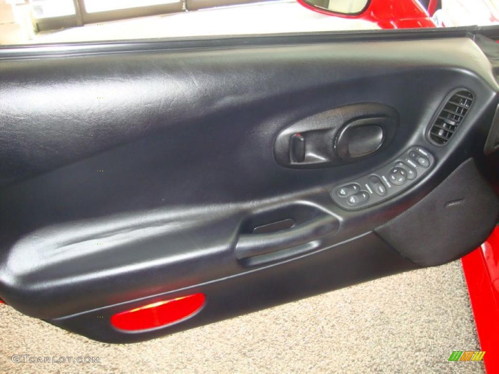 2004 Corvette Coupe - Torch Red / Black photo #13