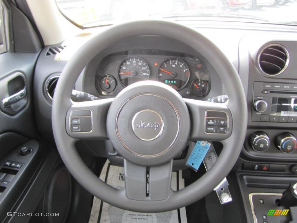 2011 Jeep Patriot Sport Dark Slate Gray Steering Wheel Photo #42178592