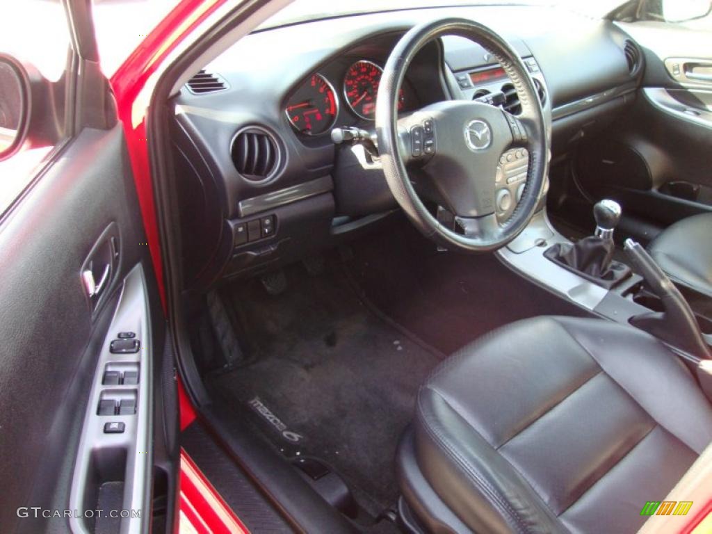 2004 MAZDA6 s Hatchback - Volcanic Red / Black photo #13
