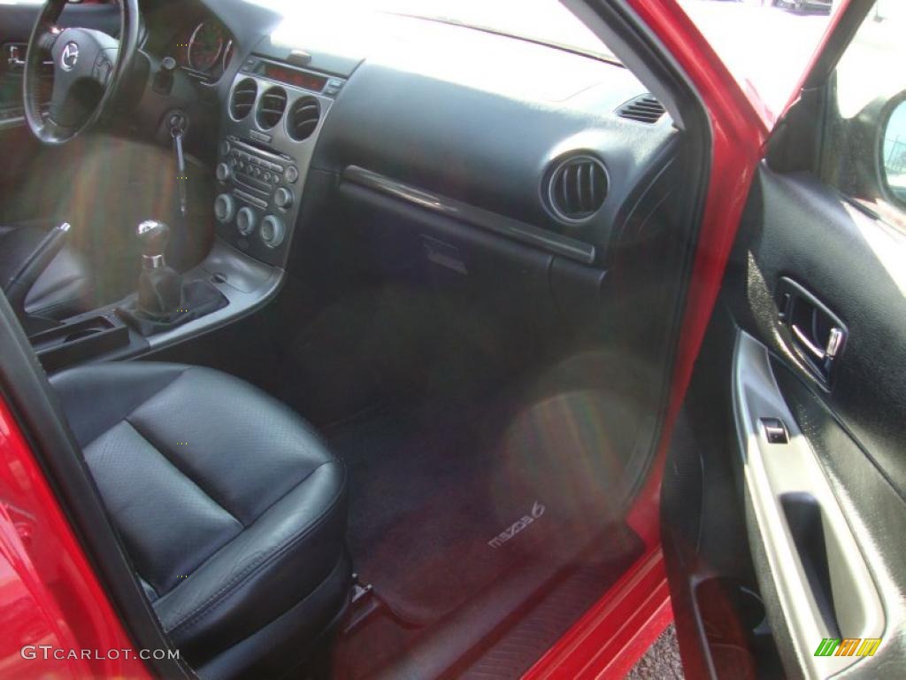 2004 MAZDA6 s Hatchback - Volcanic Red / Black photo #19