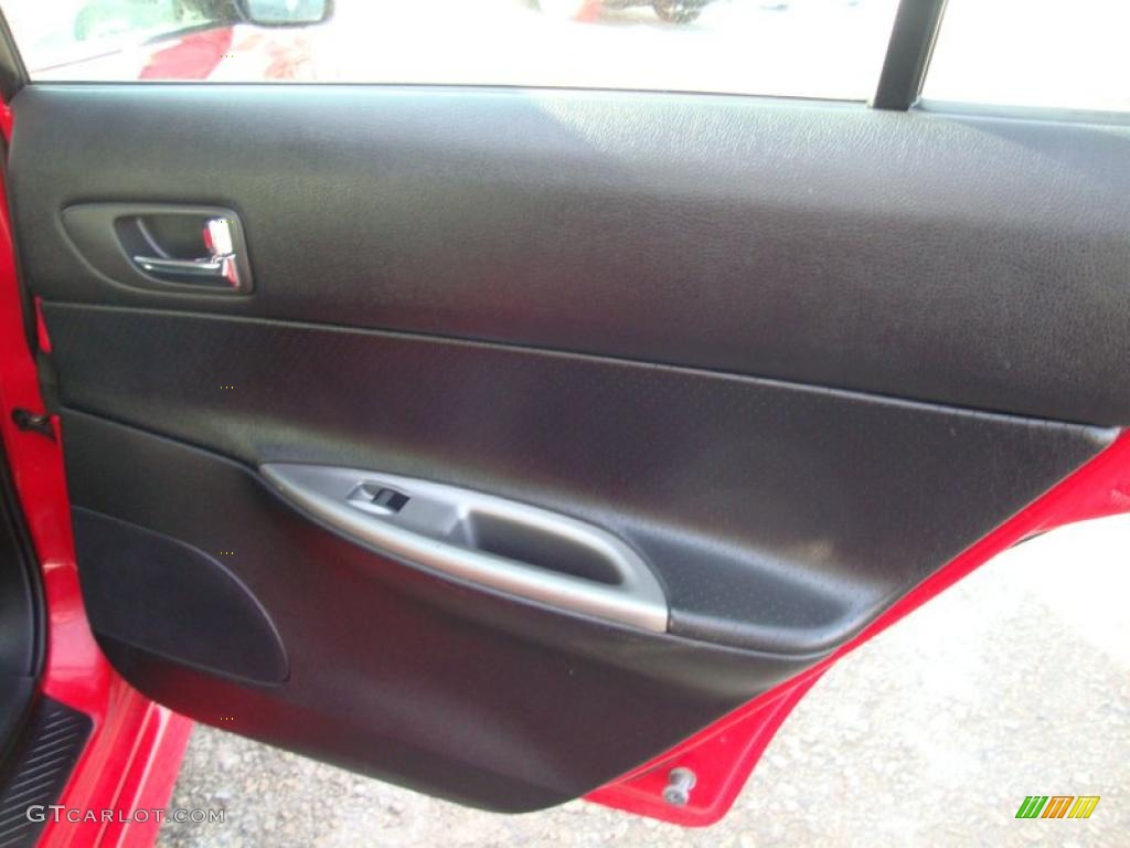 2004 MAZDA6 s Hatchback - Volcanic Red / Black photo #25
