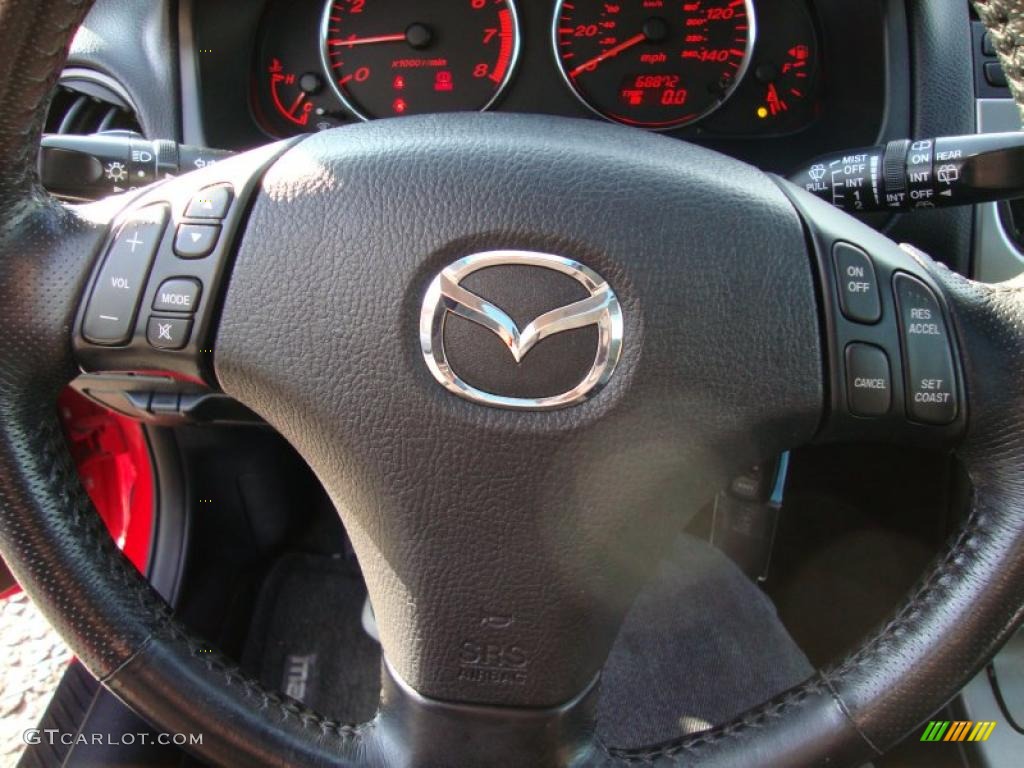 2004 Mazda MAZDA6 s Hatchback Black Steering Wheel Photo #42181428