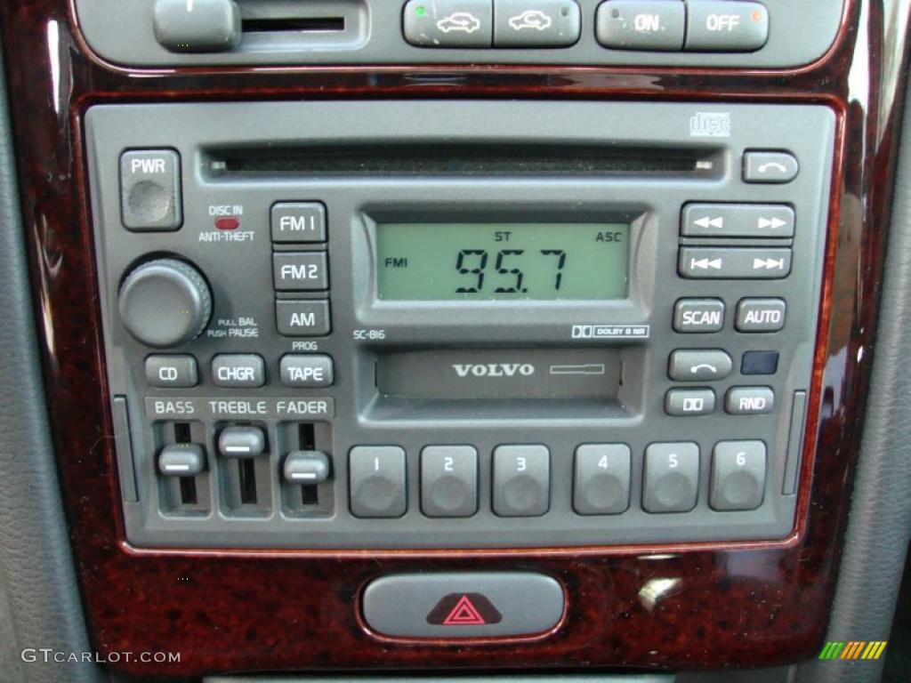 2000 Volvo S70 GLT SE Controls Photo #42182388