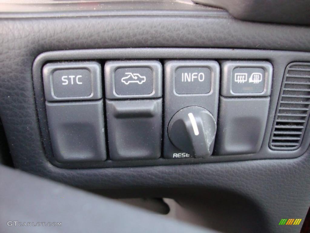 2000 Volvo S70 GLT SE Controls Photo #42182404