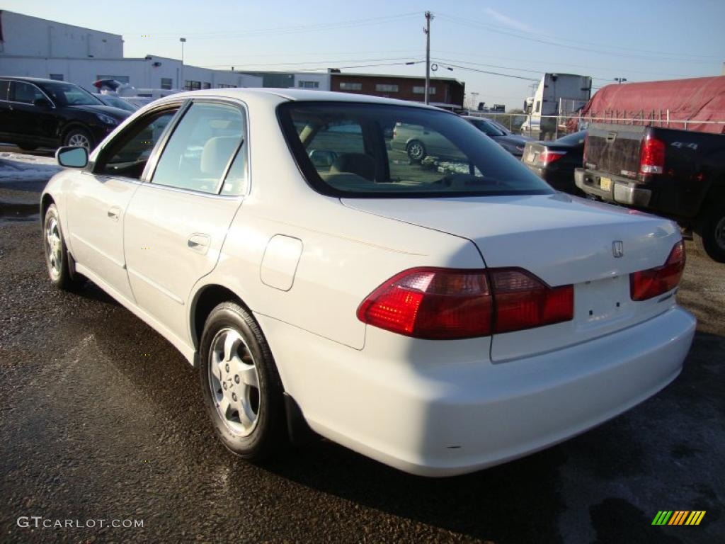 1999 Accord EX Sedan - Taffeta White / Ivory photo #10