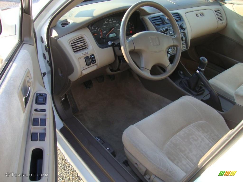 1999 Accord EX Sedan - Taffeta White / Ivory photo #13