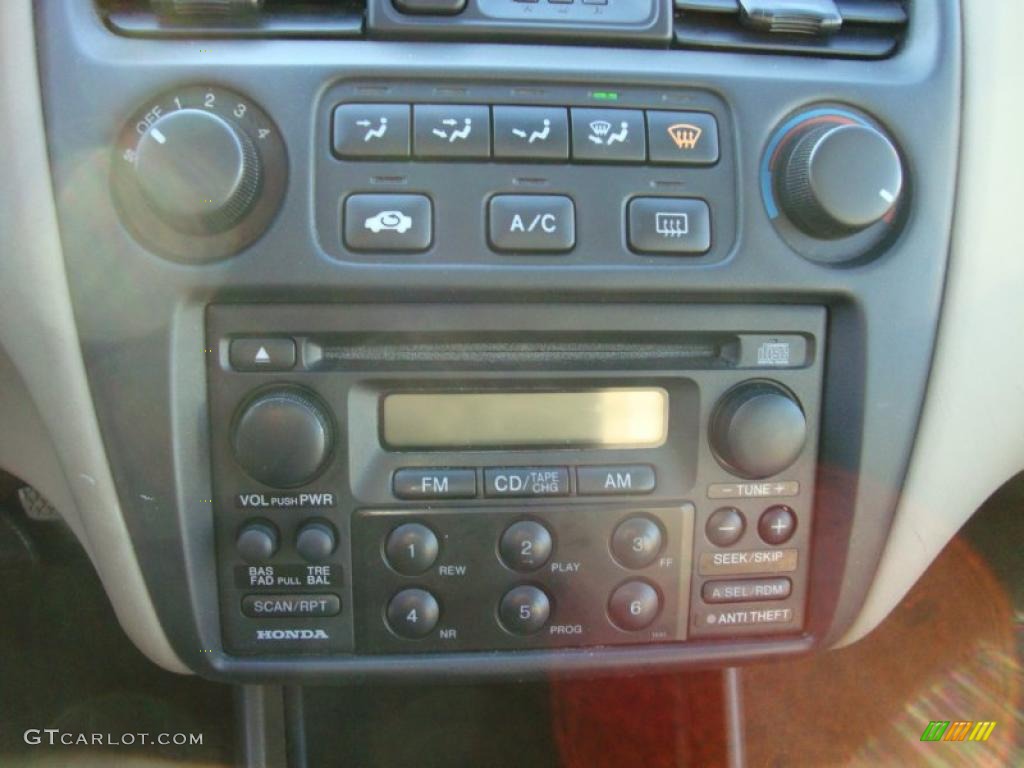 1999 Accord EX Sedan - Taffeta White / Ivory photo #42