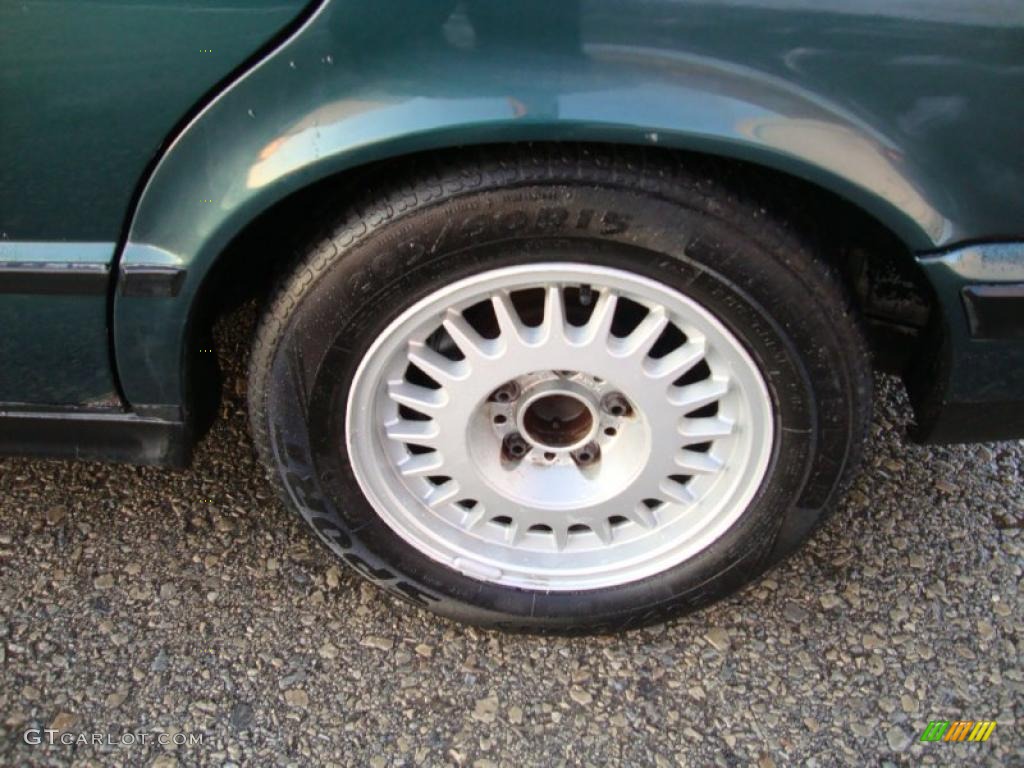 1993 BMW 5 Series 525i Sedan Wheel Photo #42186584