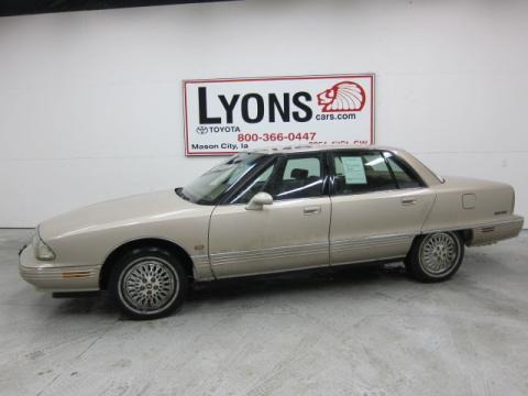 1993 Oldsmobile Ninety-Eight Regency Elite Data, Info and Specs