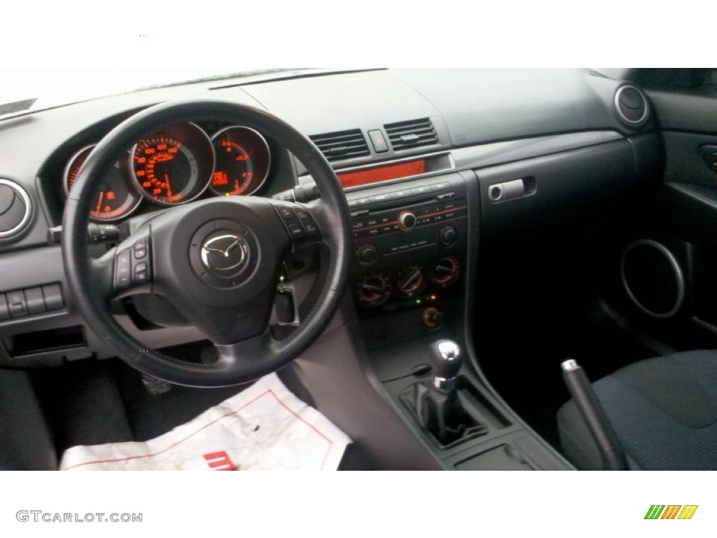 2006 Mazda MAZDA3 s Sedan Dashboard Photos