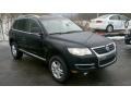 Black Uni - Touareg 2 VR6 Photo No. 1