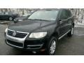 Black Uni - Touareg 2 VR6 Photo No. 4