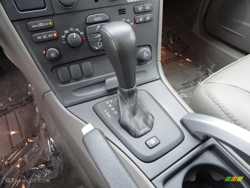 2003 Volvo XC70 AWD 5 Speed Automatic Transmission Photo #42193323