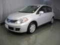 Brillant Silver - Versa 1.8 S Hatchback Photo No. 1