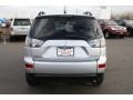 2009 Cool Silver Metallic Mitsubishi Outlander ES 4WD  photo #3