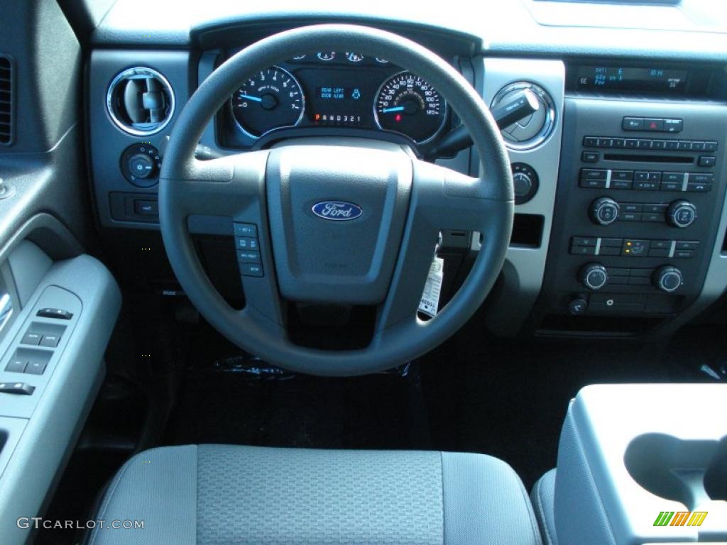 2011 Ford F150 XLT SuperCrew 4x4 Steel Gray Dashboard Photo #42196363