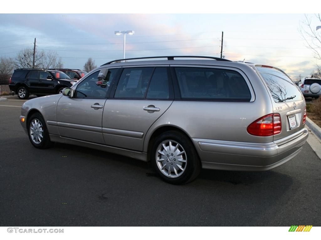 Desert Silver Metallic 2000 Mercedes-Benz E 320 Wagon Exterior Photo #42196451