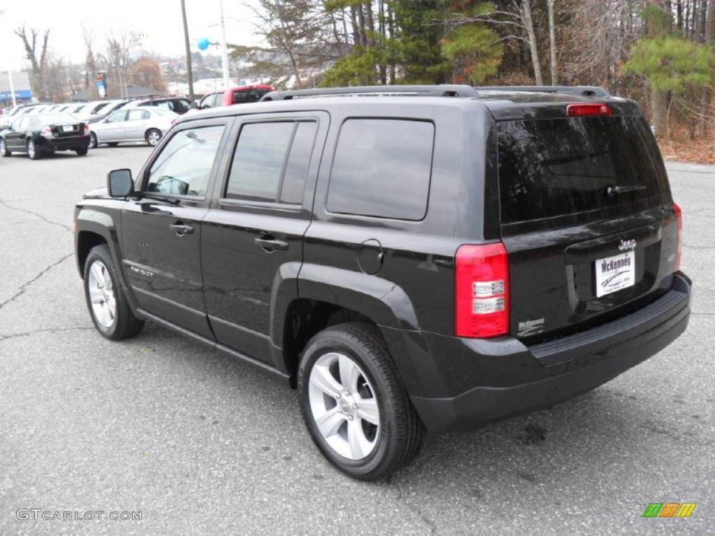 Brilliant Black Crystal Pearl 2011 Jeep Patriot Latitude Exterior Photo #42196514