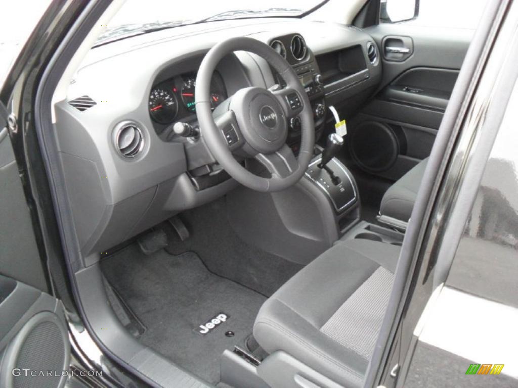 Dark Slate Gray Interior 2011 Jeep Patriot Latitude Photo #42196863