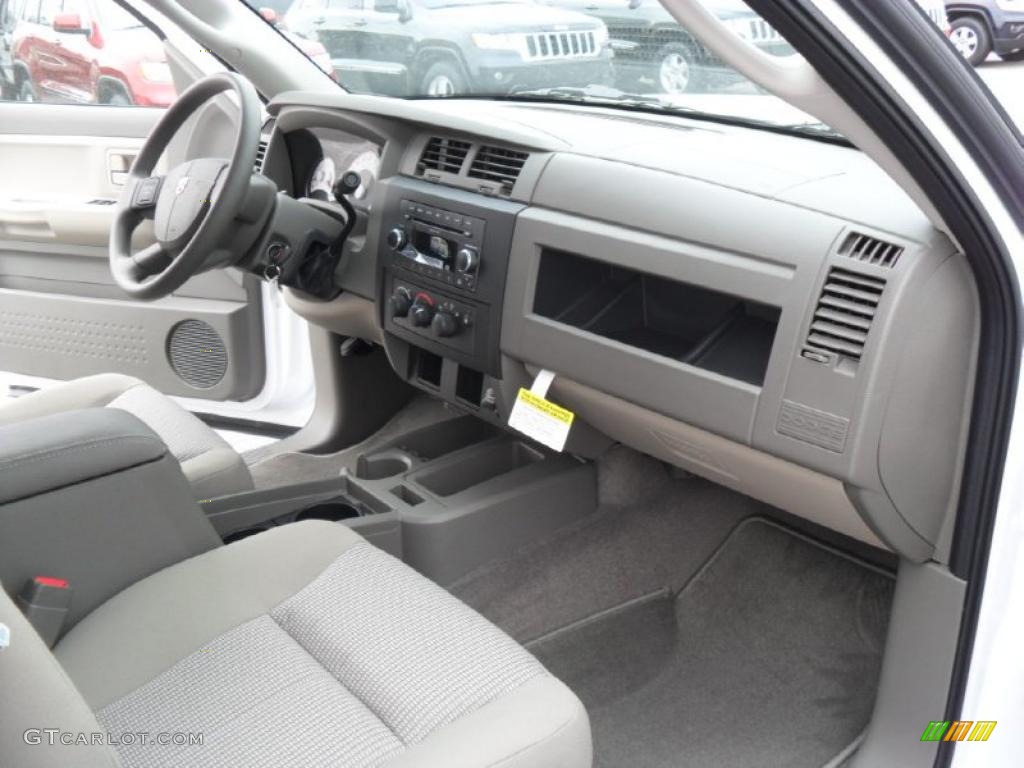 2011 Dodge Dakota Big Horn Extended Cab Dark Khaki/Medium Khaki Dashboard Photo #42197163