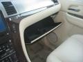 White Diamond - Escalade ESV AWD Photo No. 37