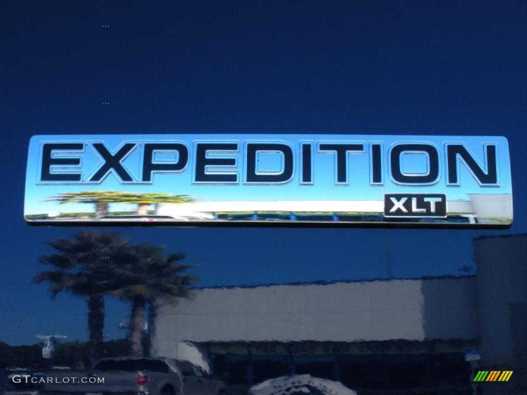 2011 Ford Expedition XLT Marks and Logos Photo #42197535