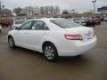 Super White - Camry  Photo No. 5