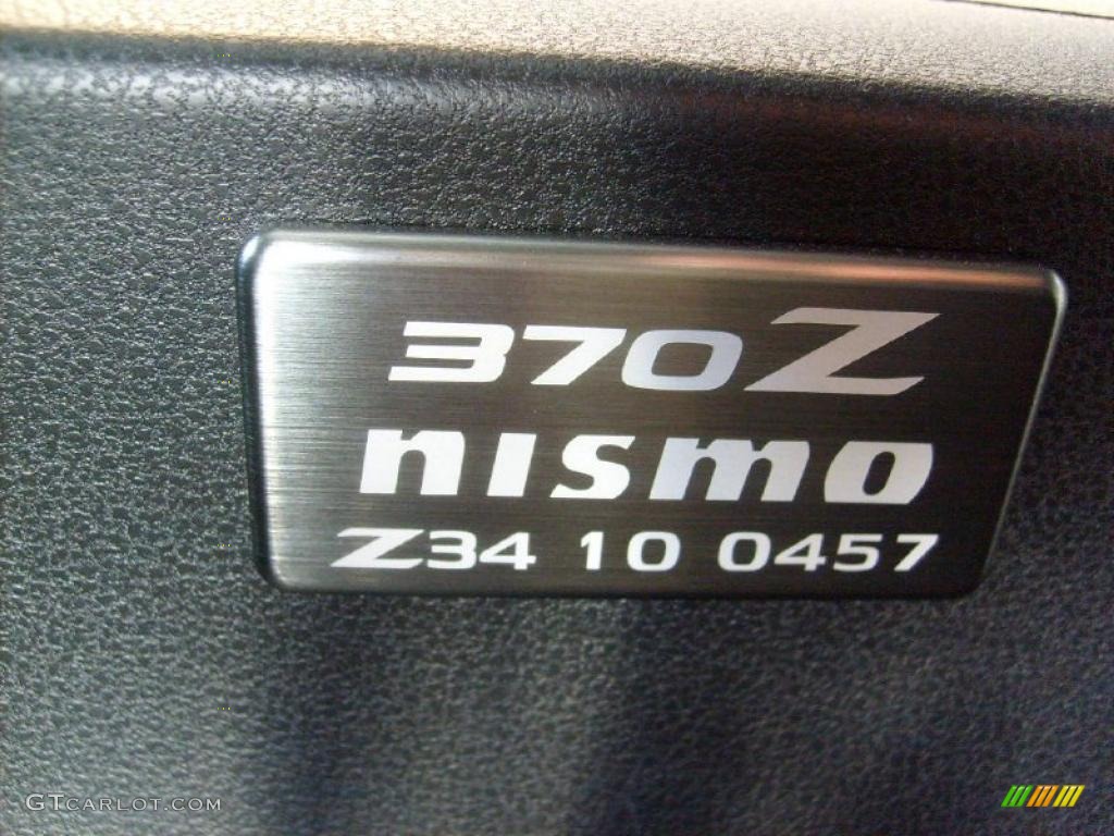 2010 Nissan 370Z NISMO Coupe Marks and Logos Photo #42199515