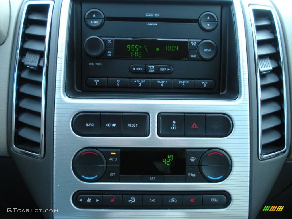 2007 Ford Edge SEL Plus Controls Photo #42199703