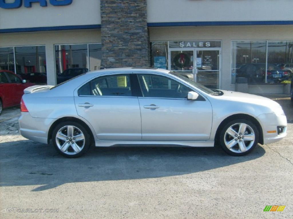 2010 Fusion Sport AWD - Brilliant Silver Metallic / Charcoal Black/Sport Black photo #12
