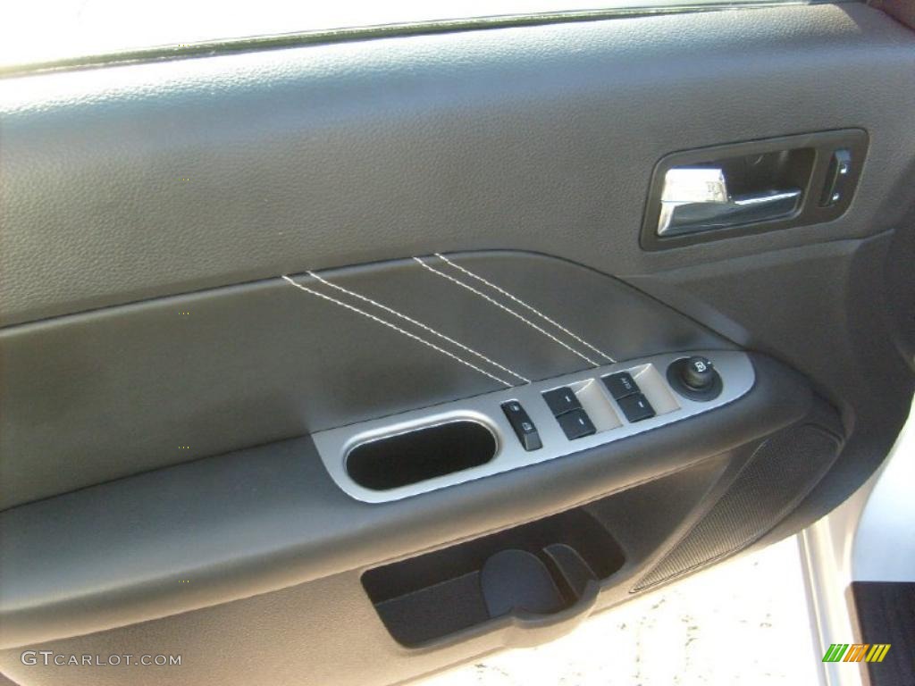 2010 Fusion Sport AWD - Brilliant Silver Metallic / Charcoal Black/Sport Black photo #15