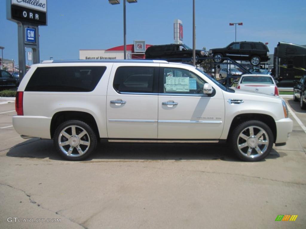 White Diamond Tricoat 2011 Cadillac Escalade ESV Platinum Exterior Photo #42202419