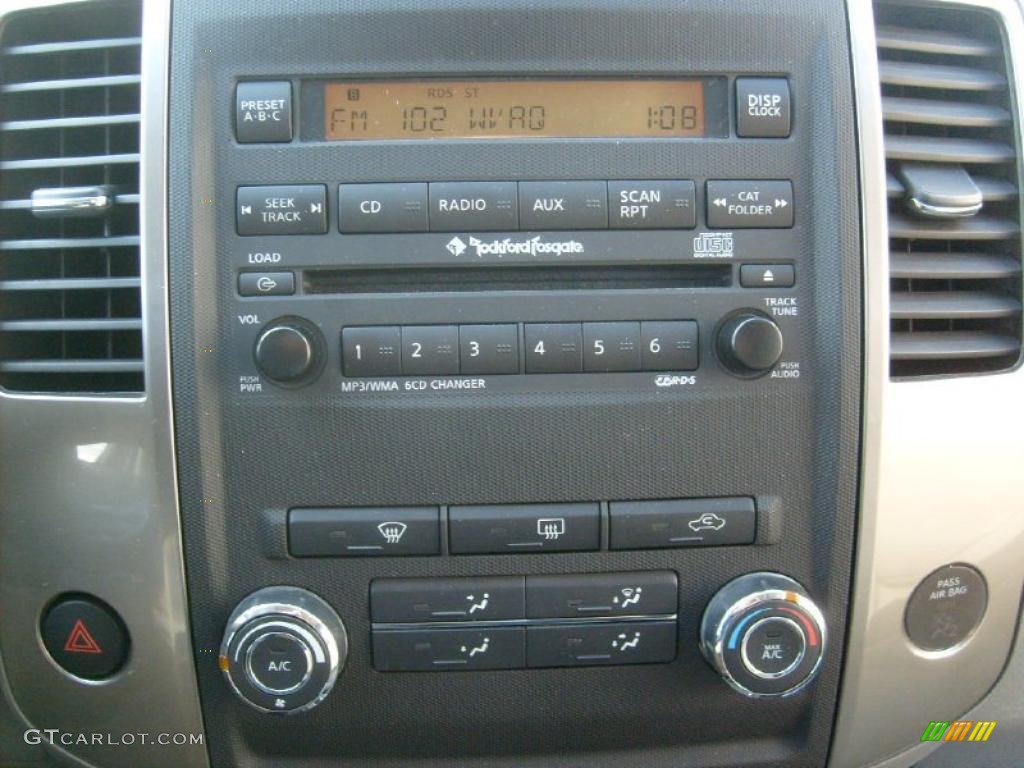 2010 Nissan Frontier LE Crew Cab 4x4 Controls Photo #42202463