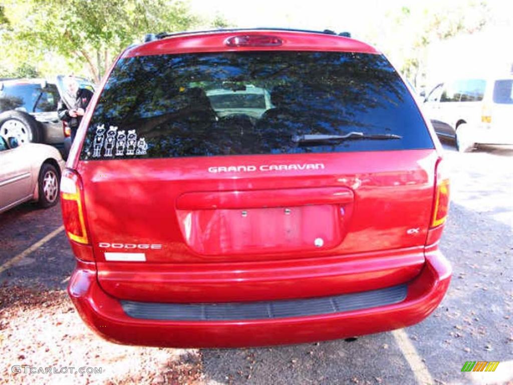 2003 Grand Caravan EX - Inferno Red Tinted Pearl / Gray photo #4