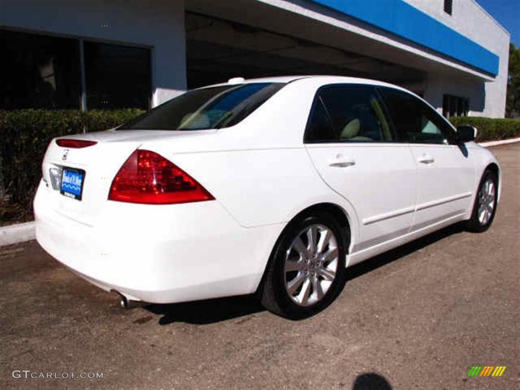 2007 Accord EX-L V6 Sedan - Taffeta White / Ivory photo #3