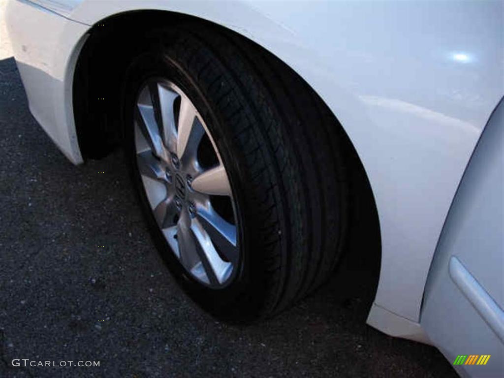 2007 Accord EX-L V6 Sedan - Taffeta White / Ivory photo #19