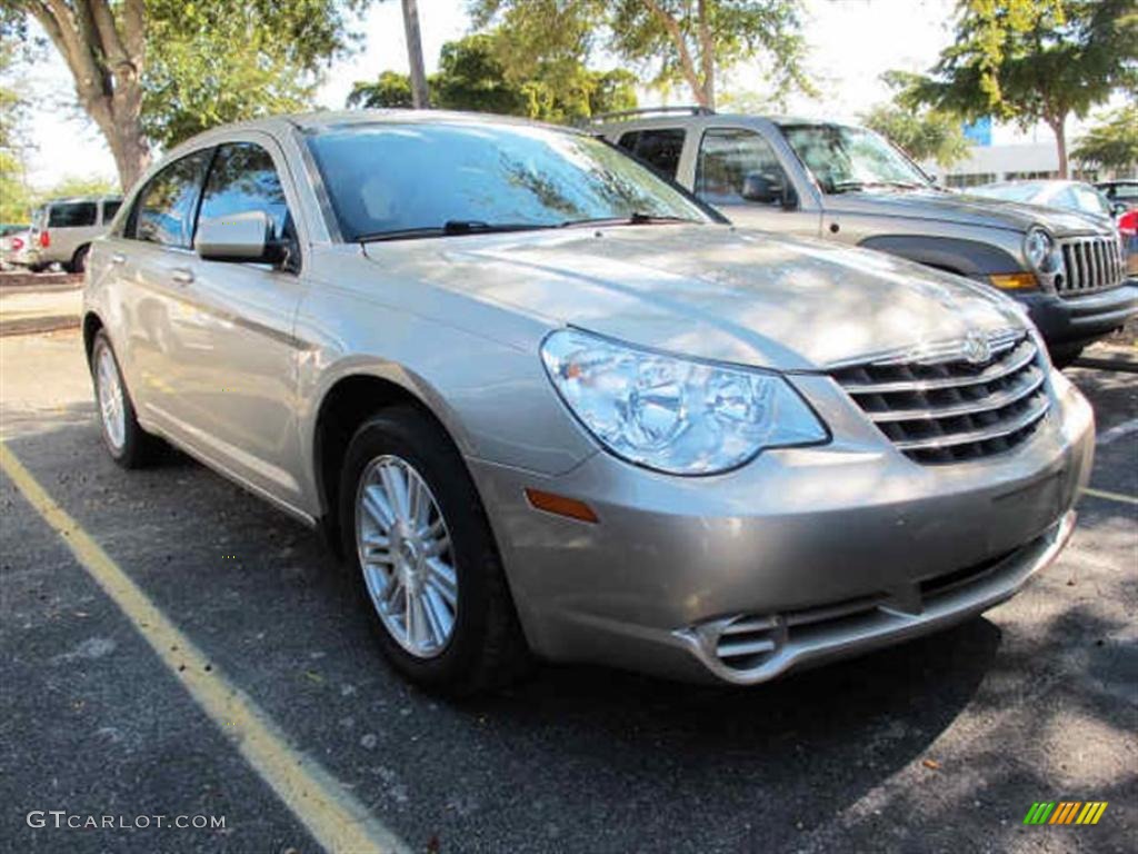 2008 Sebring Touring Sedan - Light Sandstone Metallic / Dark Khaki/Light Graystone photo #1